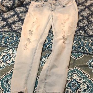 Skinny distressed jeans